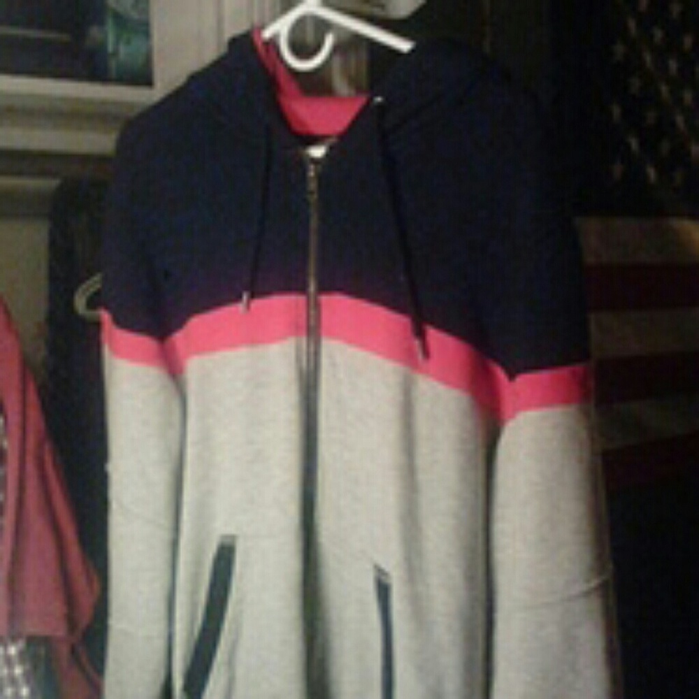 South pole hoodie